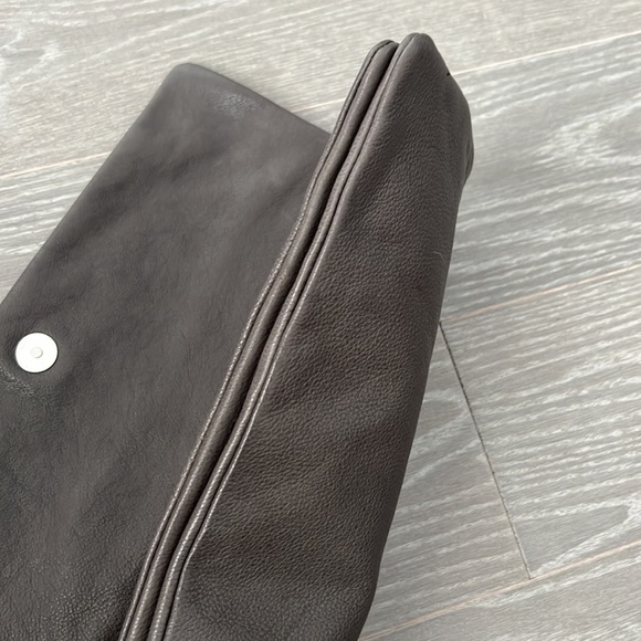 Liebeskind Gray Clutch Stylish Wristlet Design - Picture 5 of 8
